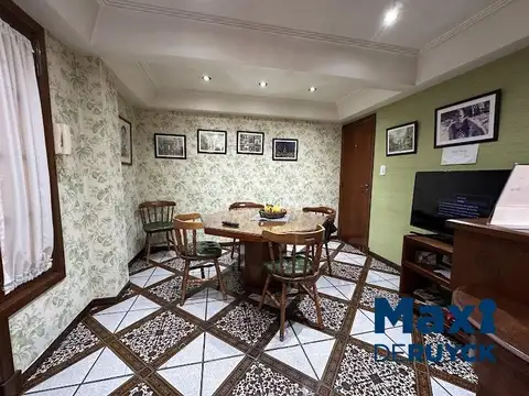 Chalet de categoría en Barrio Parque Calchaquí