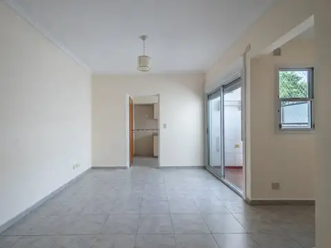 Depto Tipo Casa en Alquiler de 2 ambientes
