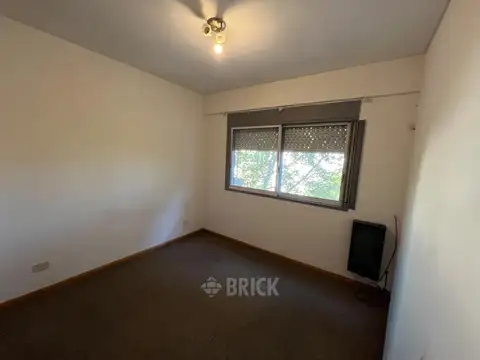 SEMIP EN AVELLANEDA AL 1800 - FRENTE TODO A NUEVO BALCON TODO SOL TODO EXTERNO
