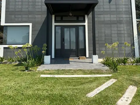 CASA ·  MEDAL COUNTRY CLUB PILAR 