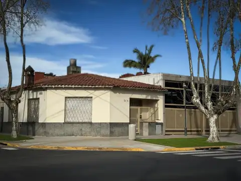 Local Comercial en venta - 3 Ambientes 1 Baño - Martínez
