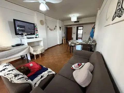 Departamento 4 ambientes con 2 baños