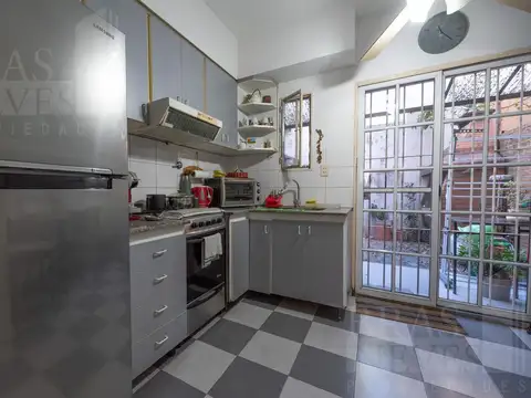 Depto Tipo Casa en Venta de 4 ambientes