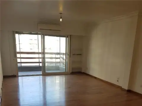 PISO MUY LUMINOSO PISO ALTO CON DOS COCHERAS, COCINA COM, 2 BALCONES, 3 BAÑOS, DORMITORIO EN SUITE CON VESTIDOR