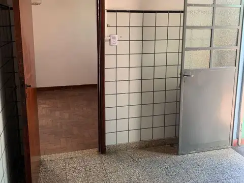 Casa - Venta - Argentina, Tres de Febrero - Loureiro 4300