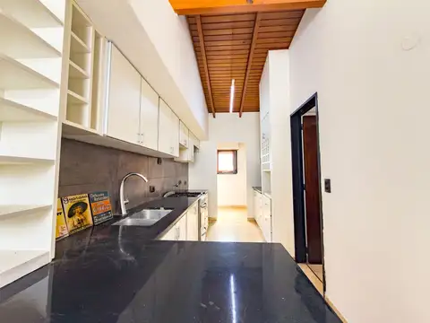Depto Tipo Casa en Venta de 4 ambientes