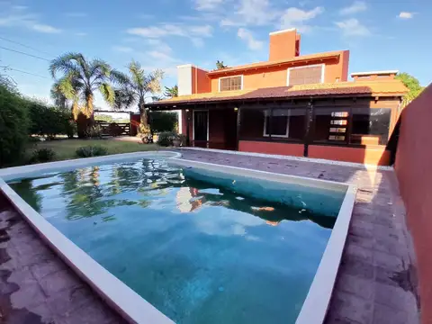 VENTA CASA 3 DORM LOMAS SUR VILLA ALLENDE CORDOBA