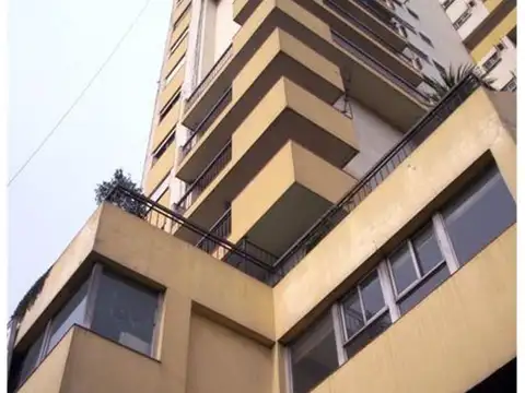 Av. Mitre 1403 , Piso 14