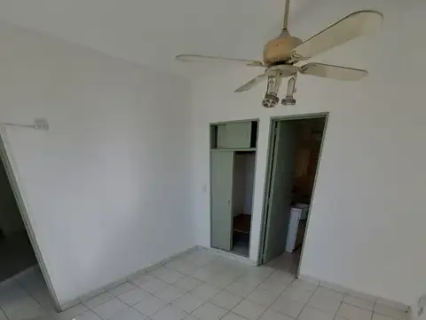 Departamento en Alquiler en Crucesita, $ 400.000