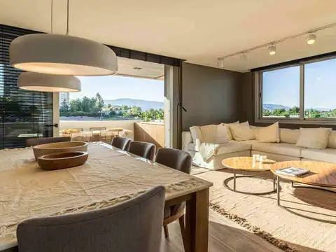 Departamento en Venta de 6 ambientes