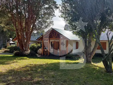 Casa 3 ambientes con 2 baños