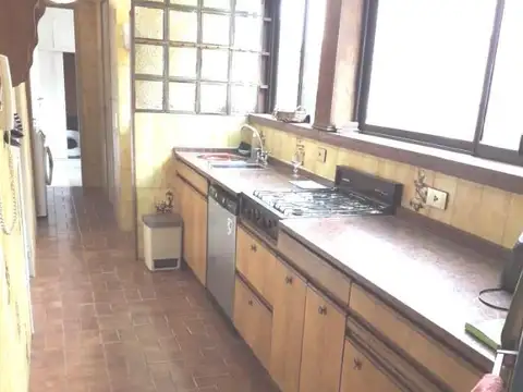 Departamento 4 ambientes con 3 baños
