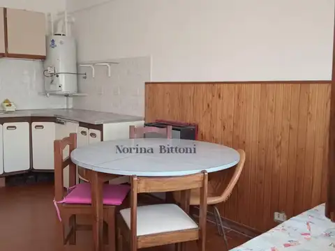 Muy comodo dos ambientes con gas natural