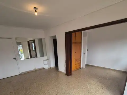 Las Tunas 11100, Piso 3