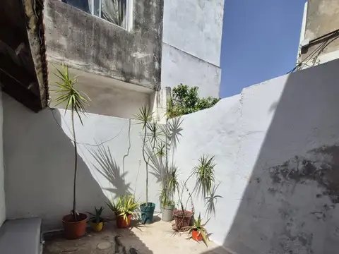 Depto Tipo Casa 4 ambientes con 1 baño