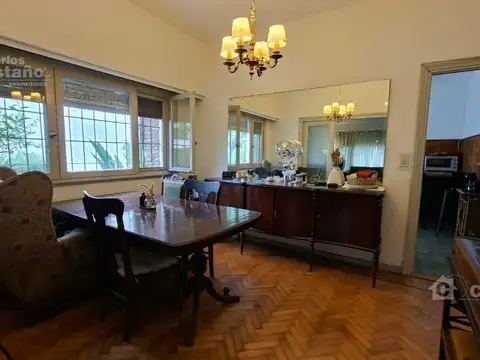 Casa 6 ambientes con 3 baños