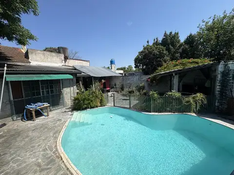 Venta Casa Bella Vista 4 Ambientes  pileta / APTO CREDITO