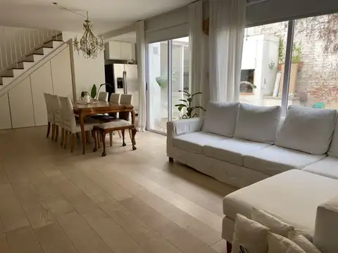 Depto Tipo Casa en Venta de 3 dormitorios