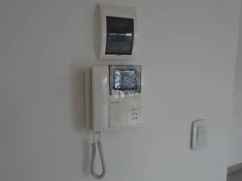 VENTA DEPARTAMENTO 2 AMB CASEROS APTO CREDITO