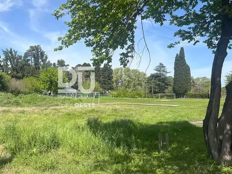 Terreno en Venta de 1555,0 m2