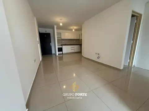 Departamento en Alquiler en General Paz, $ 690.000