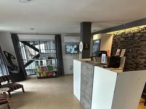 Carlos Pellegrini 130 , Piso 2