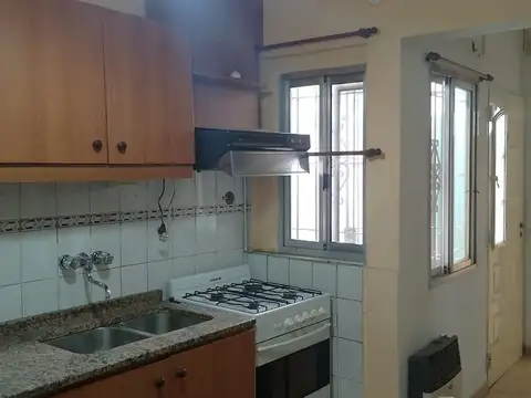 Depto Tipo Casa en Venta 47 años