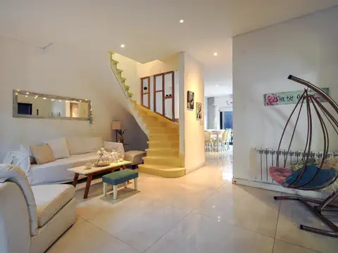 Alquiler Casa 6 Ambientes en San Isidro
