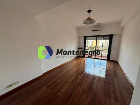 Conesa 100, Piso 5
