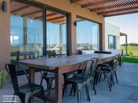 Casa en Venta en Manantiales, USD 700.000