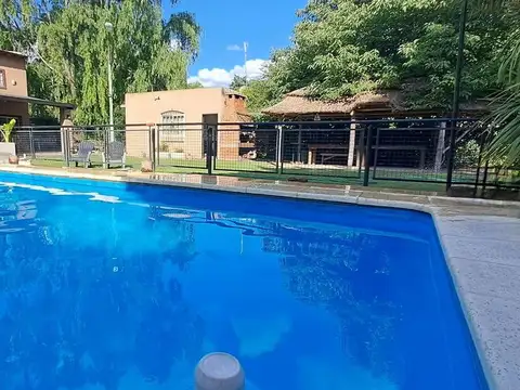 CASA QUINTA 3 AMBIENTES PISCINA QUINCHO PARQUE
