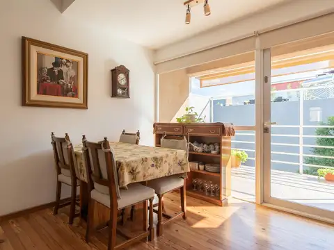Departamento 4 ambientes con 2 baños
