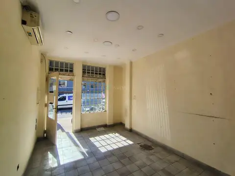 Local en Alquiler en La Lonja, $ 800.000