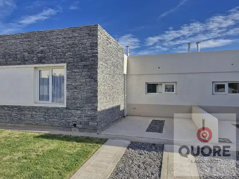 Casas de las Falda,  Don Maestro Espinosa al 400
