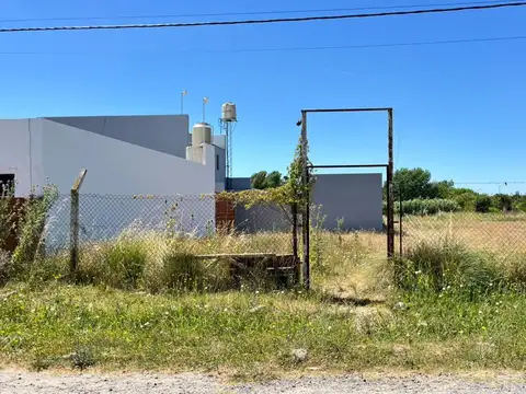 Terreno en Venta 30  mts Fondo