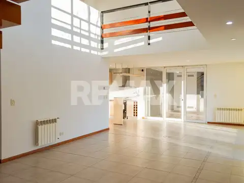 Casa en Alquiler de 4 dormitorios