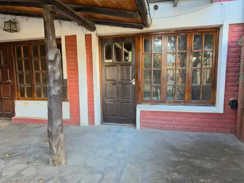 ALQUILER DE DUPLEX DE 4 DORMITORIOS EN EL CENTRO DE ESQUEL, CHUBUT