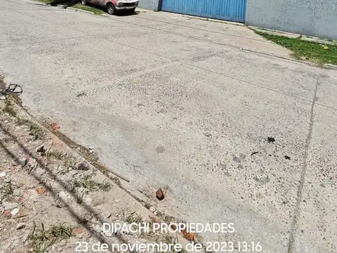 Galpon en Venta en Luis Guillon, USD 280.000