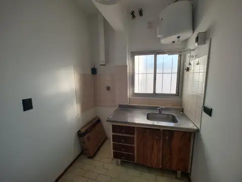 Departamento en Alquiler en Moron, $ 750.000