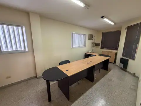 Espacio comercial y profesional en alquiler o venta sobre Av. Providenti