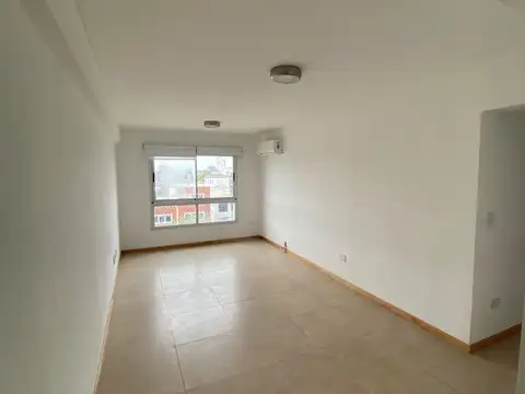 Departamento 2 ambientes Ituzaingo Norte