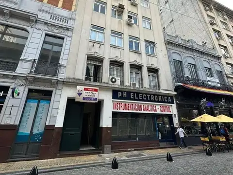 Alquiler Excelentes Oficinas 40 m² Frente y Contra