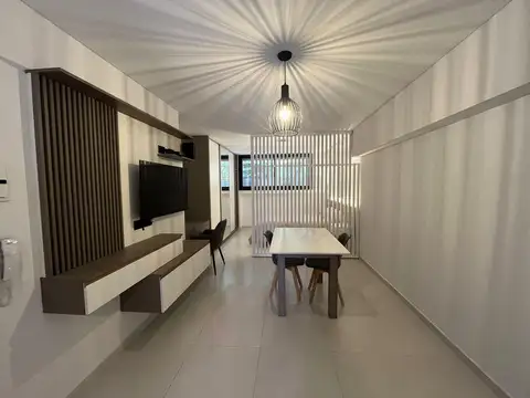 VENTA  - Departamento con patio. Abasto , Rosario