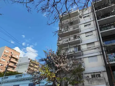 Venta 2 amb frente en el corazon de Villa Urquiza