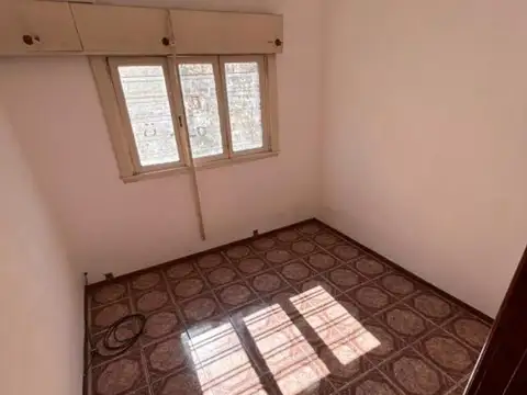 Depto Tipo Casa 3 ambientes con 1 baño