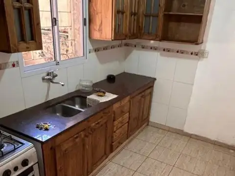 Depto Tipo Casa en Venta en Adrogue, USD 75.000
