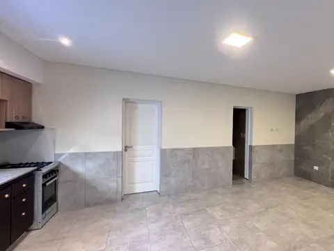Depto Tipo Casa en Venta al Este