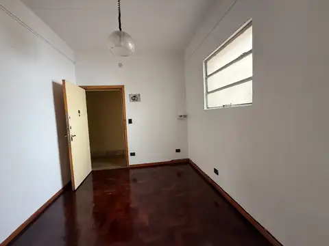 Depto Tipo Casa en Alquiler en San Cristobal, $ 900.000