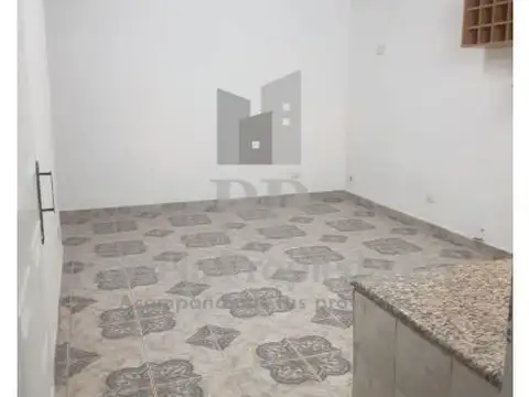 DEPARTAMENTO 3 AMBIENTES PRIMER PISO RAMOS MEJÍA