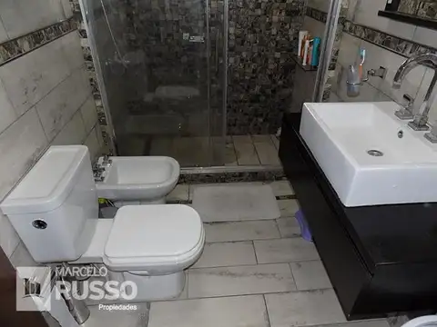 IMPECABLE CHALET 3 AMBIENTES c/ PISCINA